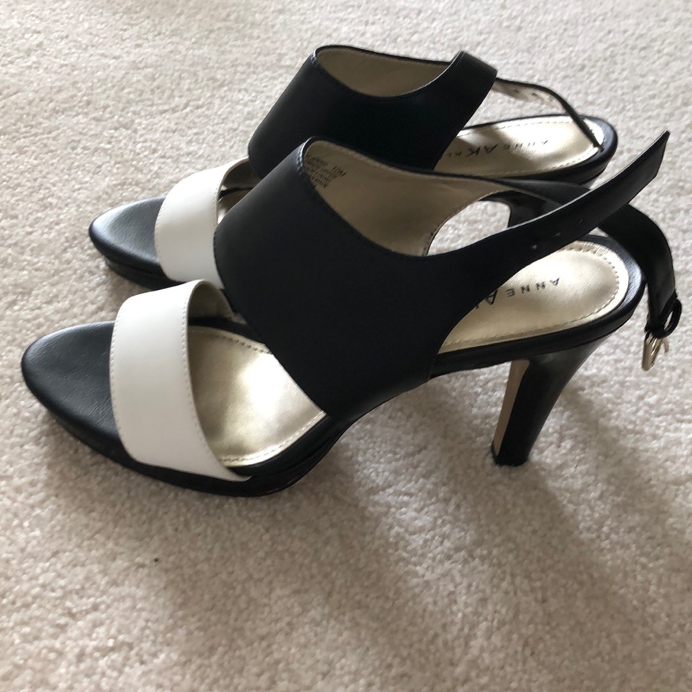 Anne Klein Pumps